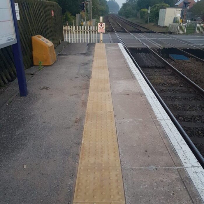 Henley Rail Henley Rail